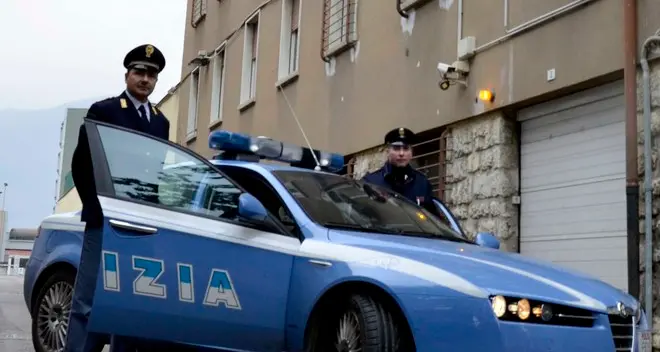 Giocano a calcio di notte: denunciati