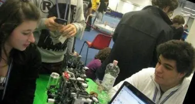 Le lezioni? Le fanno i robot
