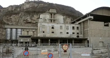 Trento: Italcementi, il ritorno dei disperati