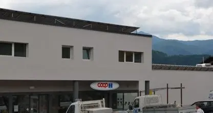 Cavalese, la Coop riapre con nuovi spazi e merce