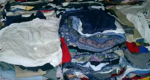 Ricicla vestiti usati, a processo