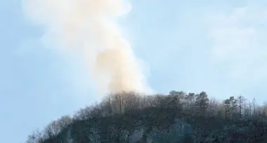 Siccità e piromani: il Trentino brucia