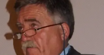 «Commercio, no alle grandi superfici»