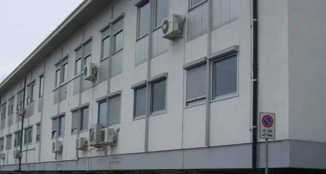 Cles, un nuovo crollo all’ospedale
