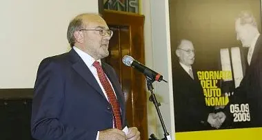 Autonomia, Dellai convoca gli Stati generali