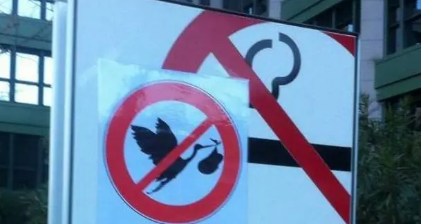 Donna incinta sta male ad Arco. Manca l’elicottero: è grave