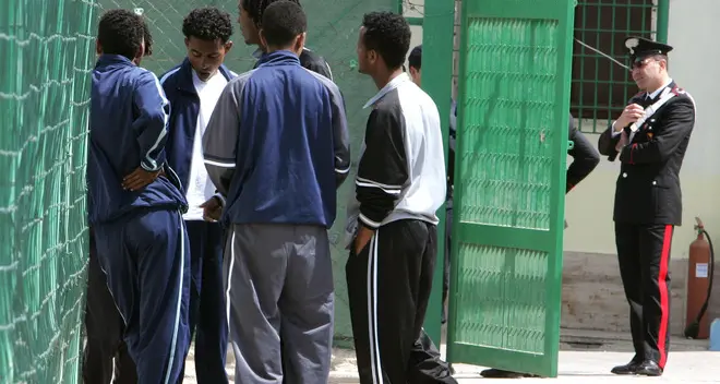 Blitz contro l’immigrazione clandestina: 60 indagati