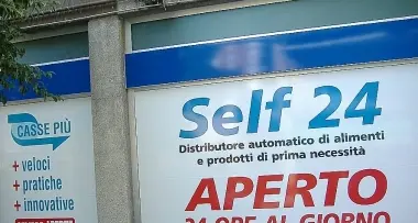 Arriva il supermercato con internet gratis