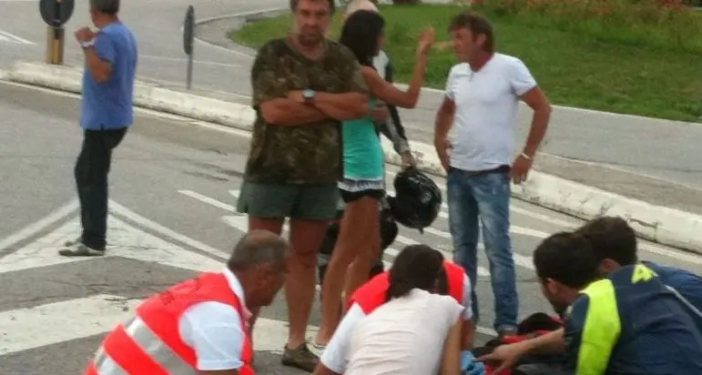 Travolge un anziano e scappa, ricercata una Lancia Y10