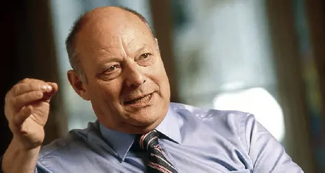 Durnwalder, la Regione è uno spreco di denaro