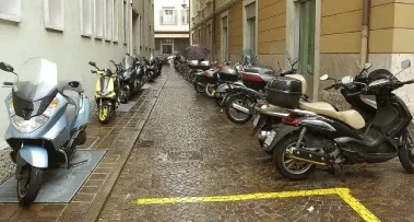 I «cinquantini» cambiano targa