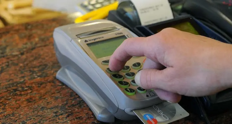 Scatta l’ora del Bancomat obbligatorio