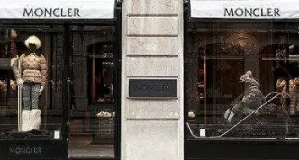 A ruba nei bar i giacconi griffati
