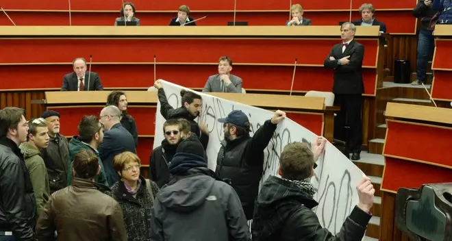 Esposto di Dorigatti la polizia identifica 30 manifestanti