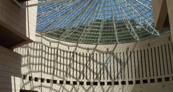 Il Mart assume un esperto di Wikipedia