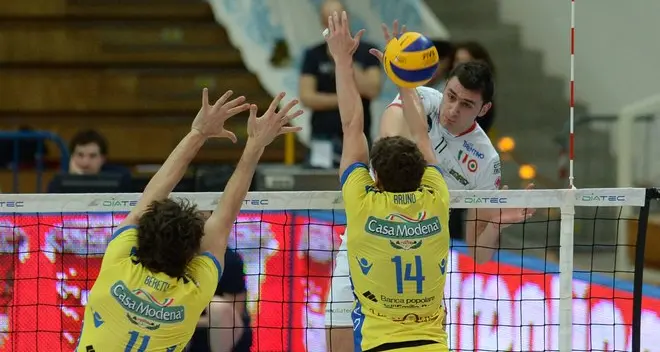Diatec, Sokolov ancora con le stampelle
