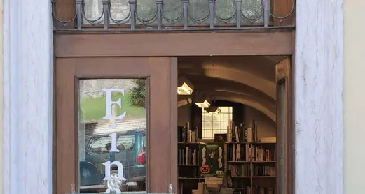 Ex questura, degrado e abbandono. E l’Einaudi se ne va