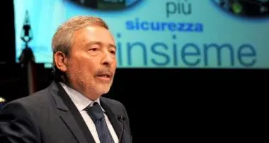 Clochard aggredito alle ex caserme: due arresti