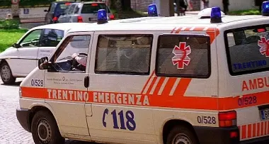 Bimbo di 3 anni ustionato in casa