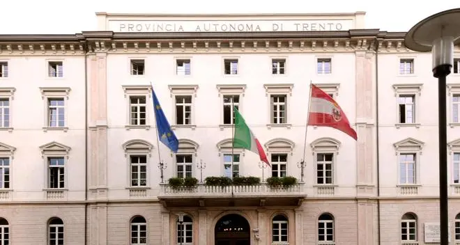 Piano anti corruzione: niente incarichi esterni ai dipendenti provinciali