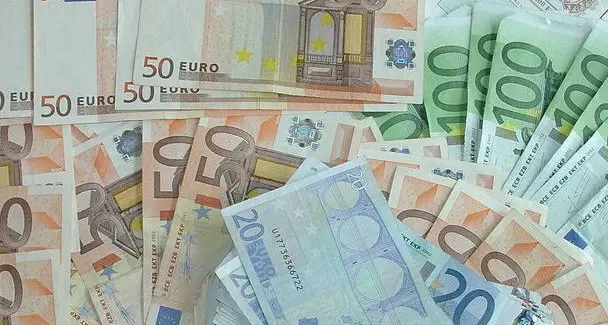 Chiede un prestito trova tassi da usura: interessi al 50%