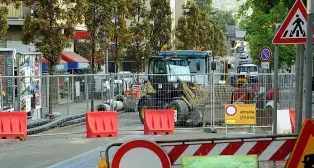 Viale Verona chiuso altre 2 settimane