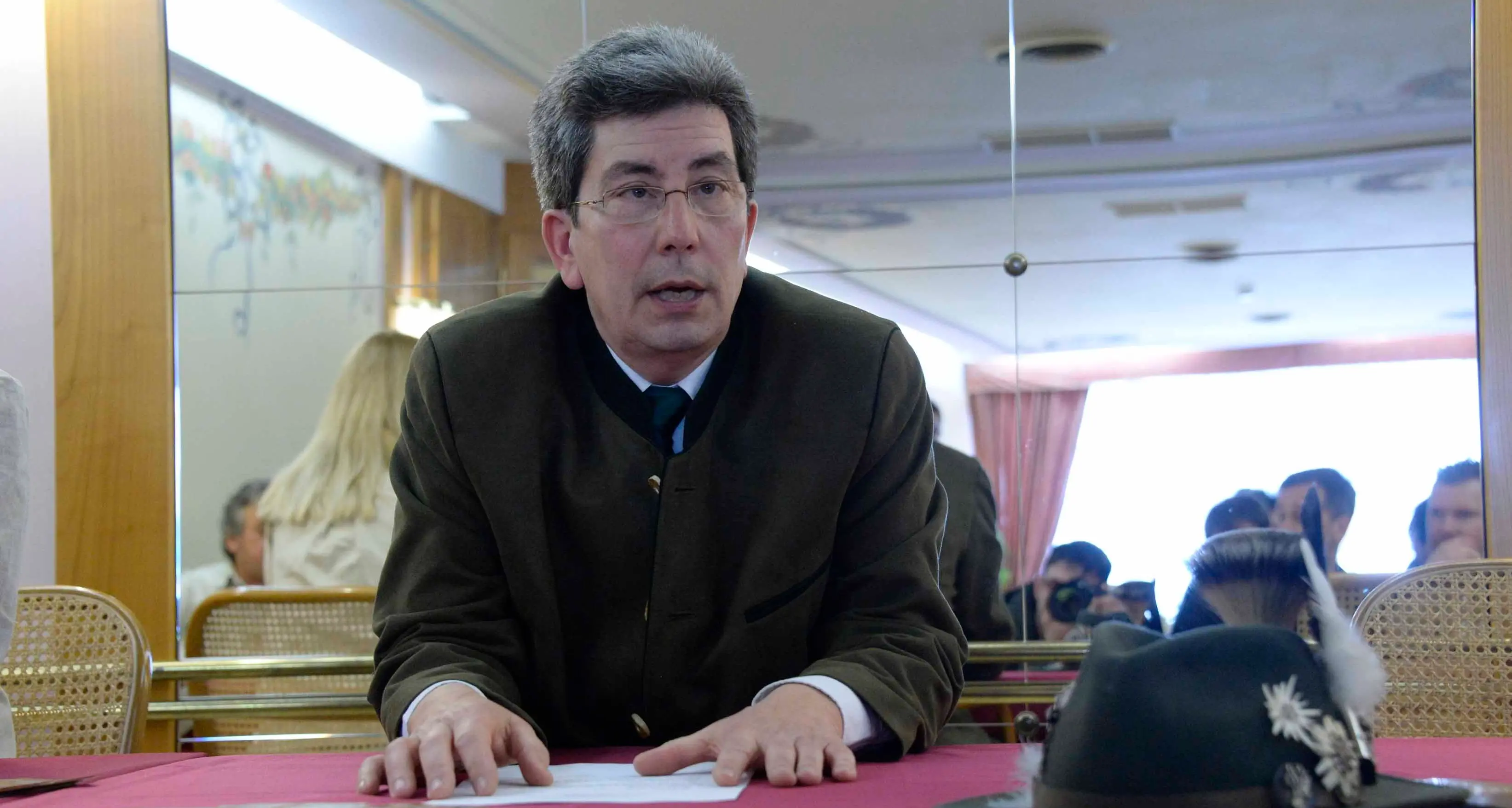 Il vescovo annulla la messa per i cacciatori