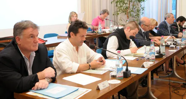 I redditi della giunta per ora sono «top secret»