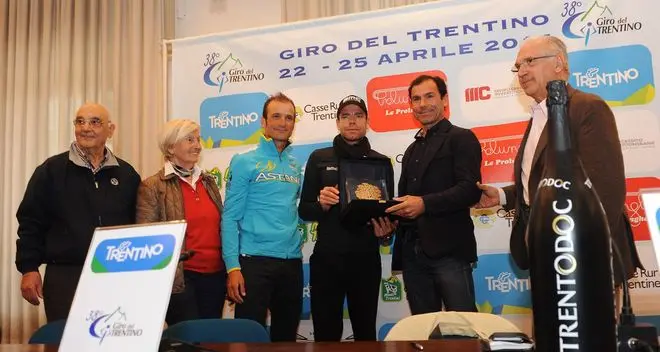 Il Giro del Trentino scatta con la cronosquadre