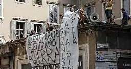 \"Alpini assassini\" non è reato: scagionati gli anarchici di Rovereto