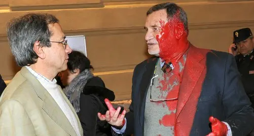 Perquisite le case di 11 anarchici