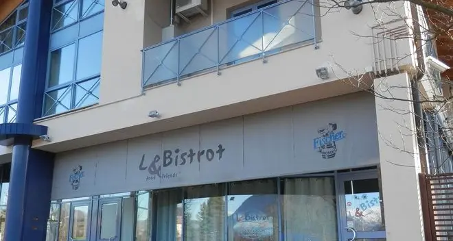 Riapre il «Bistrot», a Ponte Regio si riaccende la musica