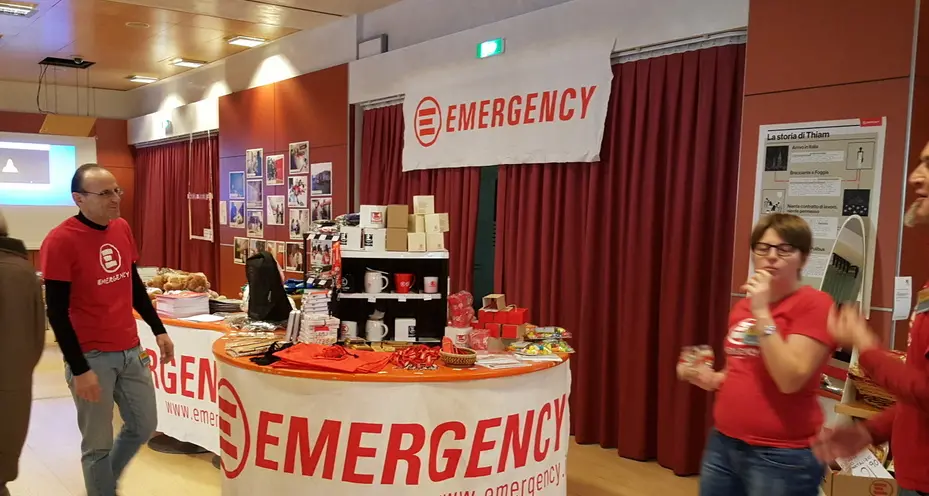 Trento, il mercatino di Emergency pensando a Valeria Solesin