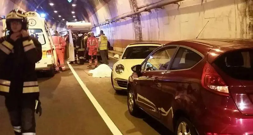 Malore, muore sulla sua Porsche