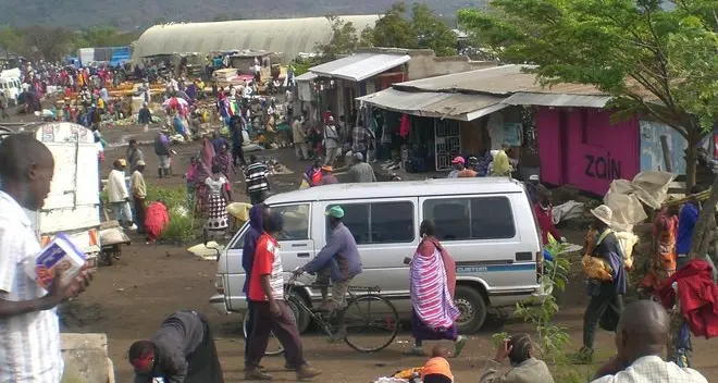 In Africa per amore ma viene trattata come una schiava