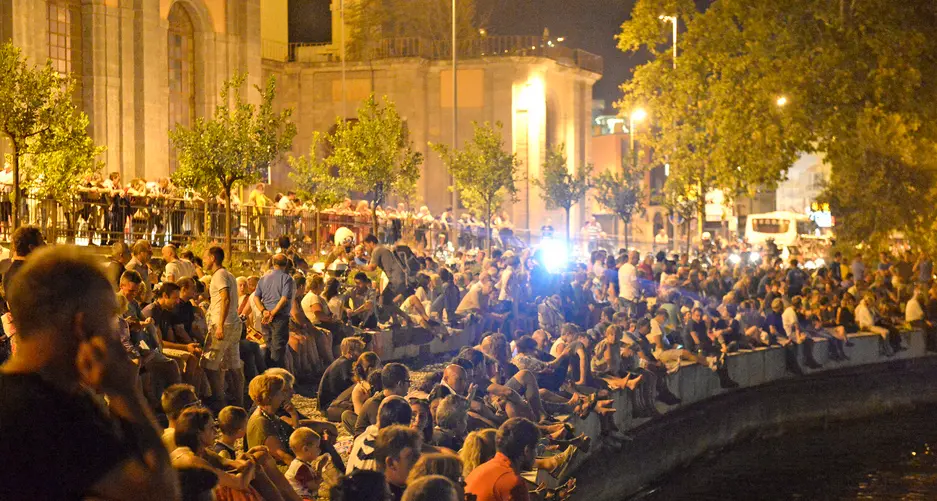 Notte di Fiaba tra fuochi e solidarietà