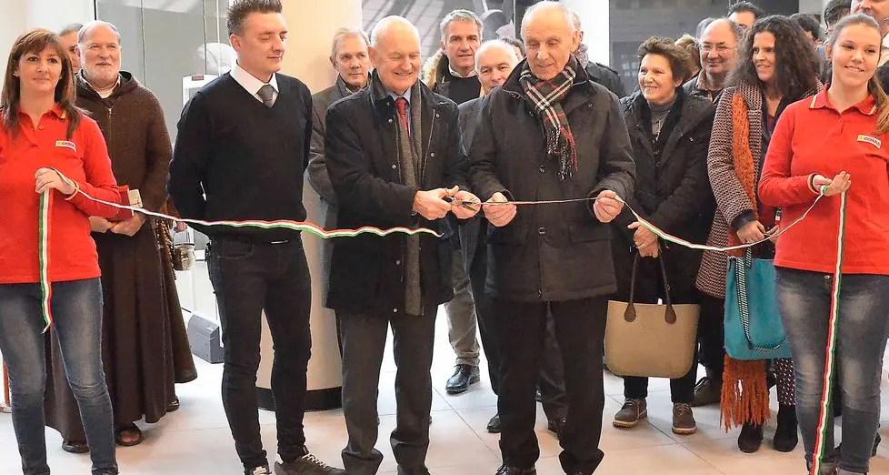 Conad, folla per il debutto a Rovereto