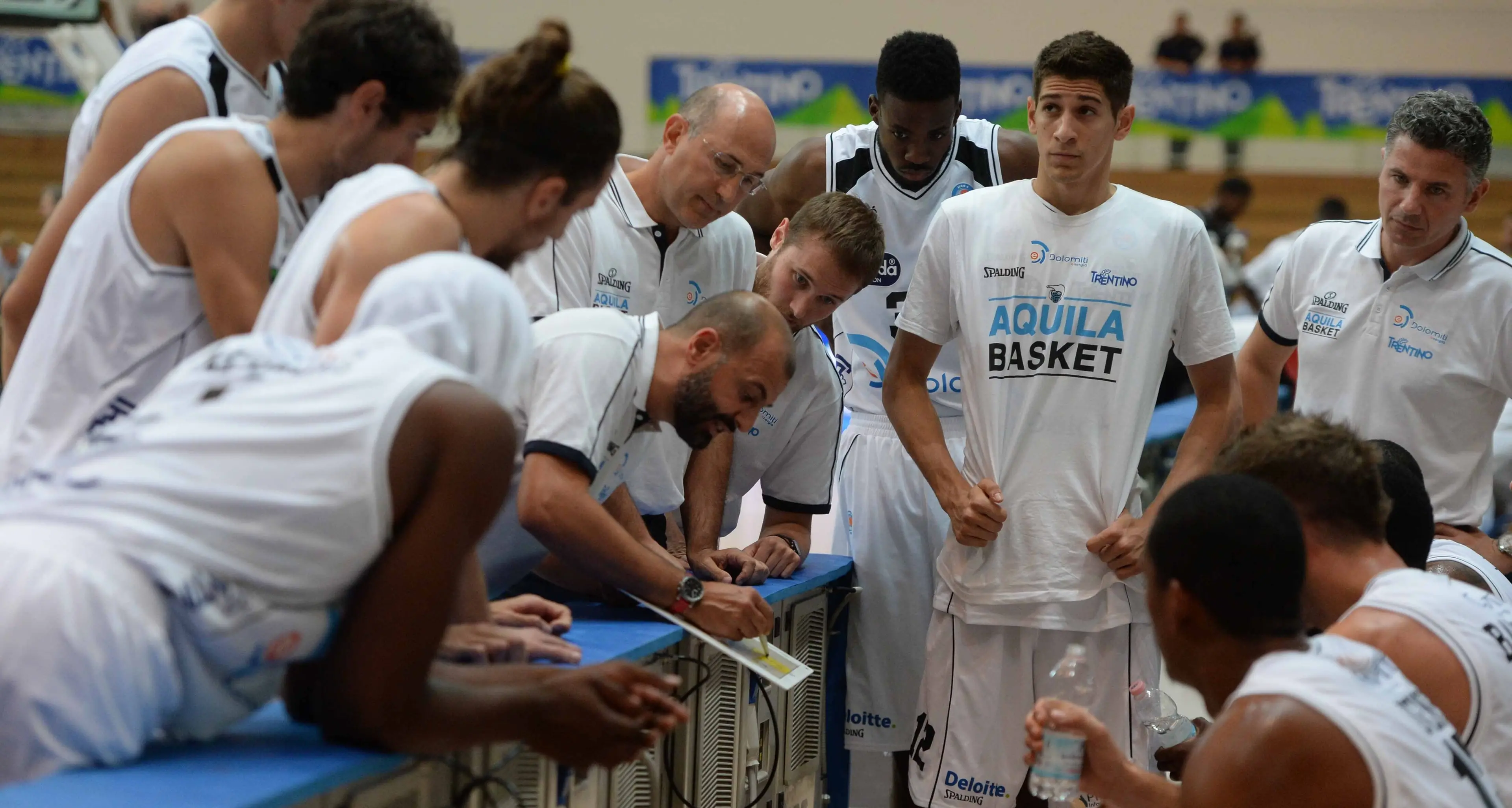 L'Aquila Basket finisce in un compito di matematica