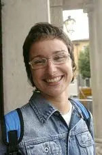 Caterina: un destino in bilicotra la laurea e il carcere