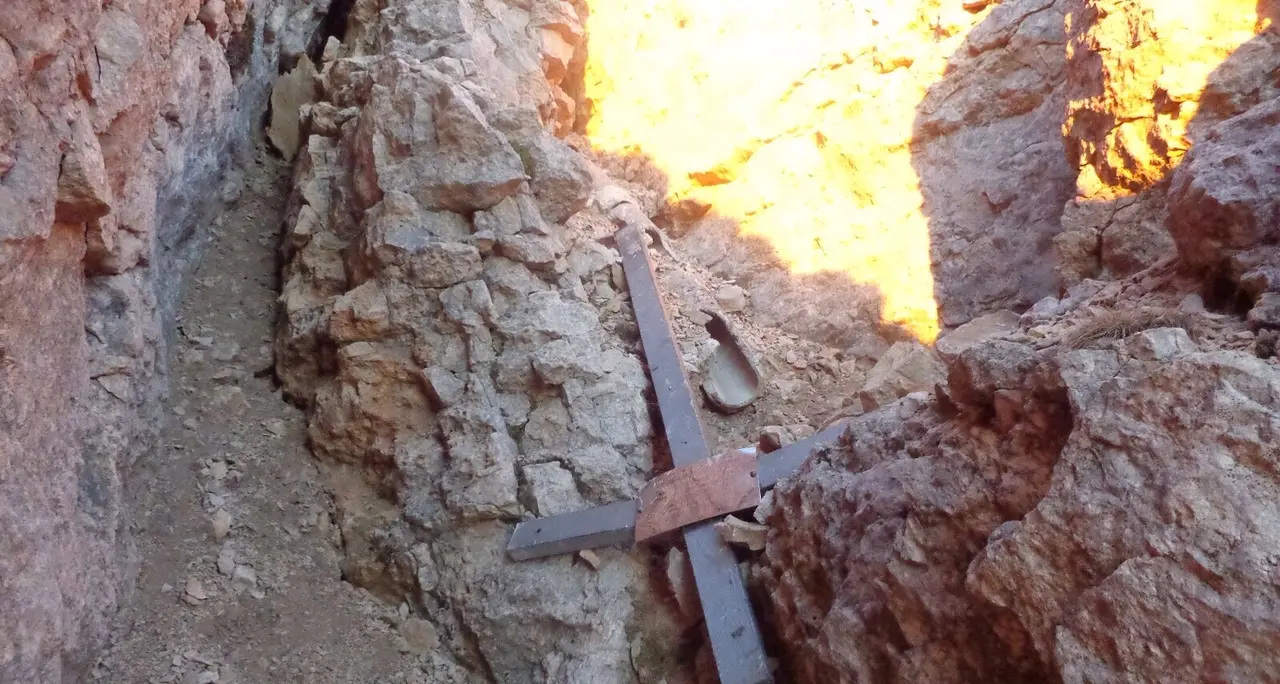 Vandali sul Monte Bondone, sradicata la croce del Cornetto