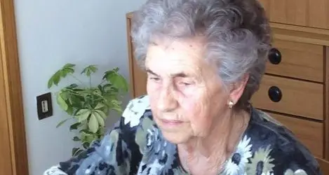 La nonna impara a usare il computer e scrive un libro