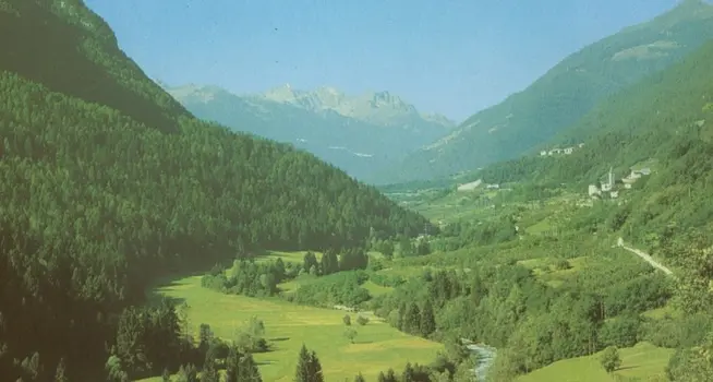 Turismo solandro luglio in rosso