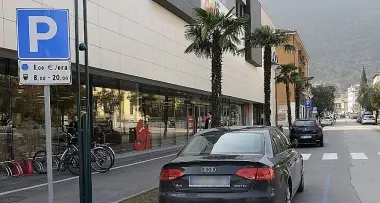Riva: parcheggi blu fuorilegge? Forse sì