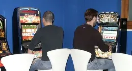 Slot machine, la «droga» dei trentini