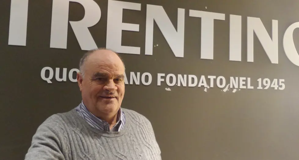 Nel portafoglio 470 euro: lo trova e lo restituisce
