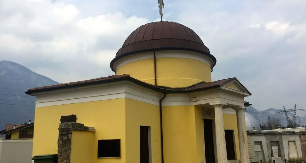 Lavis, razziato il rame dal cimitero