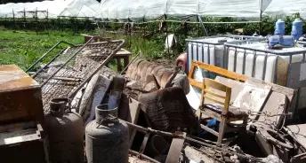 Dentro le case fantasma di Pinè«Due metri di fango nel salotto»
