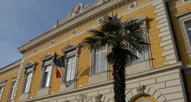 Rovereto: molestie alle allieve, insegnante a processo