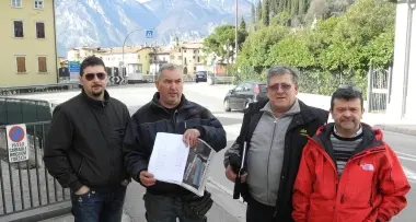 Oltre 4500 firme contro il senso unico