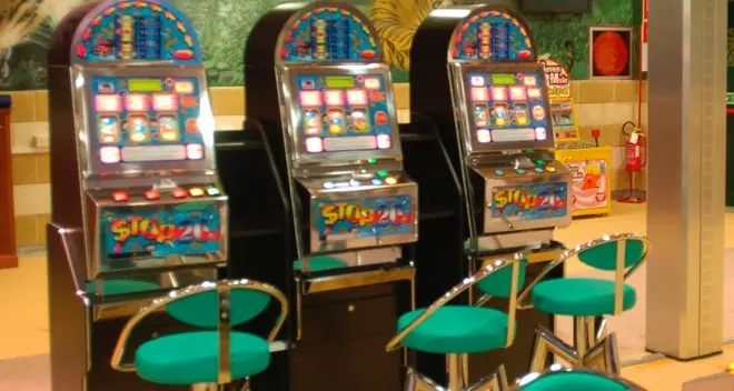 Slot e scommesse, centinaia di controlli della Finanza